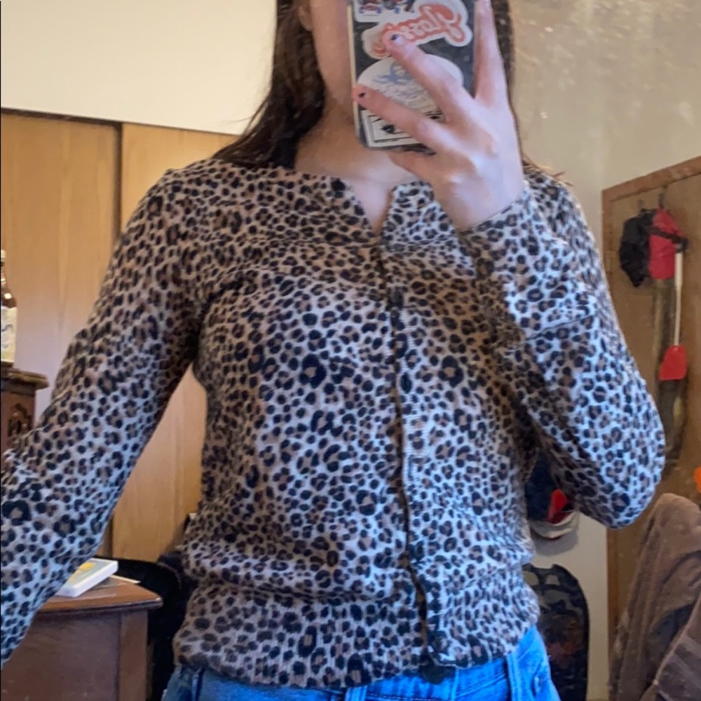 divided sweater - Picture 4 of 5